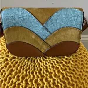 Chic Kate Spade Crossbody Purse